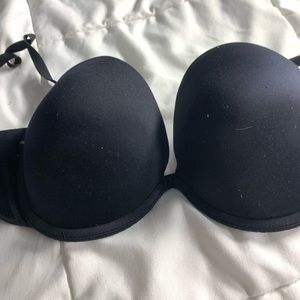 34 B - Victoria’s Secret starless bra -black